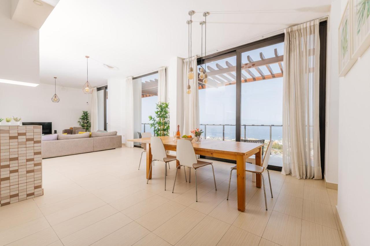 Sunset White Villa - Ocean View, Jakuzzi, Heated Pool, Air-Conditioning, Grill Playa de las Americas  Eksteriør bilde