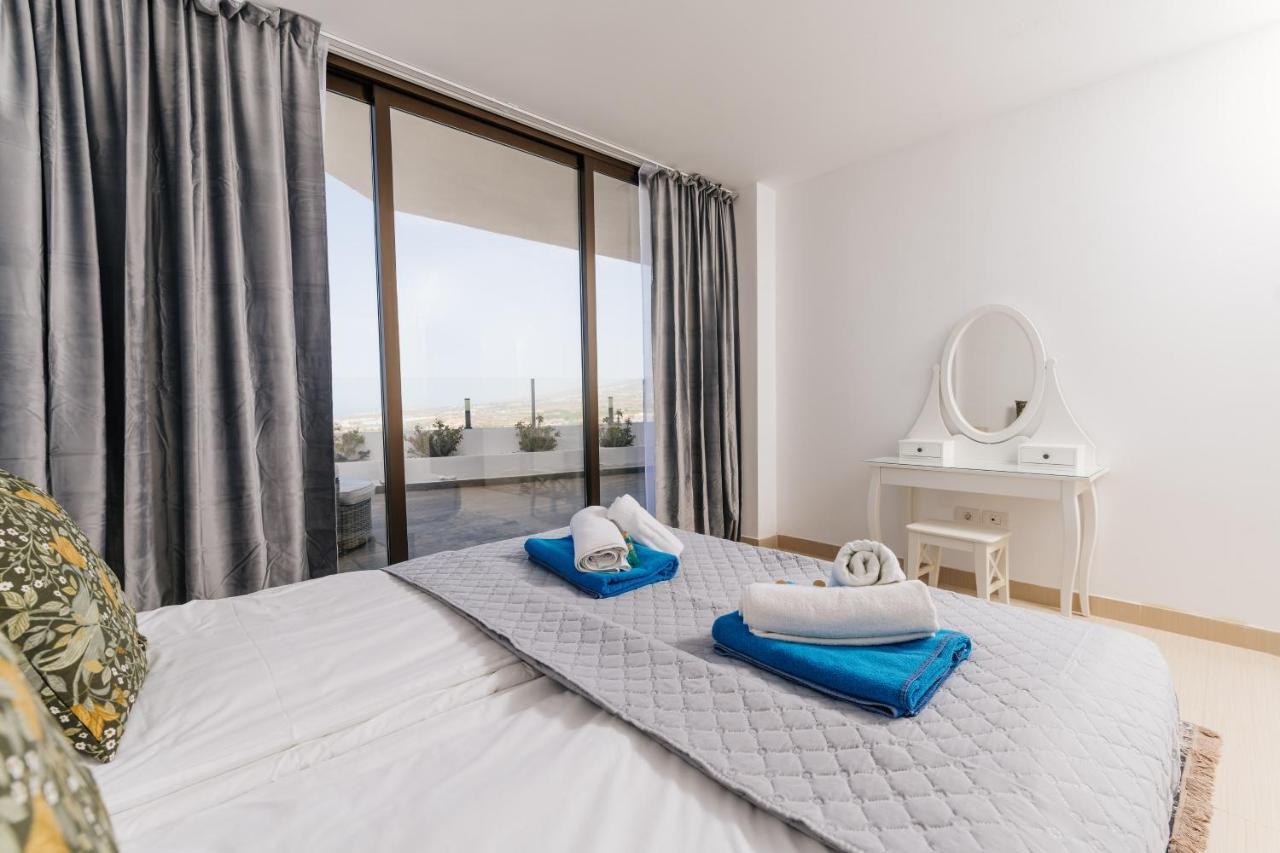 Sunset White Villa - Ocean View, Jakuzzi, Heated Pool, Air-Conditioning, Grill Playa de las Americas  Eksteriør bilde