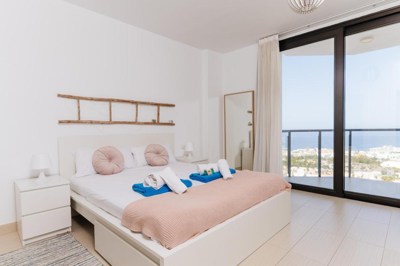 Sunset White Villa - Ocean View, Jakuzzi, Heated Pool, Air-Conditioning, Grill Playa de las Americas  Eksteriør bilde