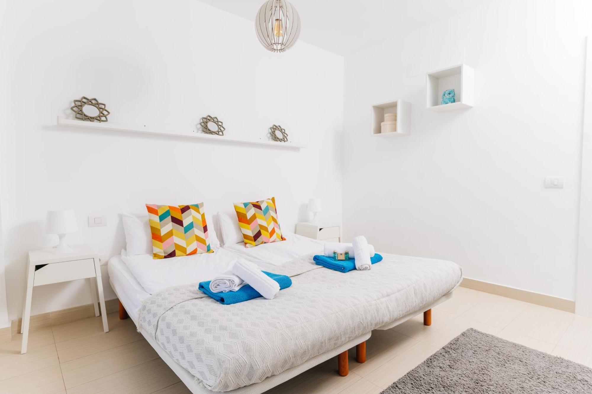 Sunset White Villa - Ocean View, Jakuzzi, Heated Pool, Air-Conditioning, Grill Playa de las Americas  Eksteriør bilde